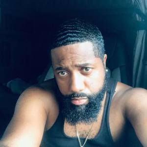 Meet your Posher, Emmanuel